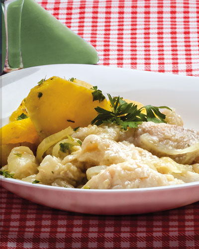 MERLUZA CON PAPAS AL AZAFRÁN